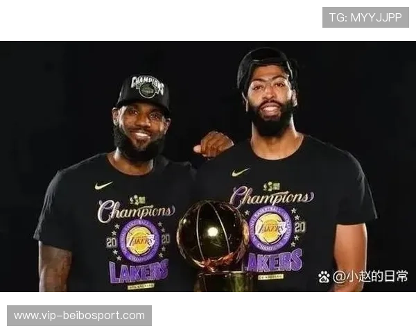 湖人连胜势头强劲詹姆斯领衔全队迎接季后赛挑战